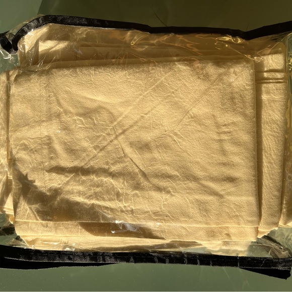 300+ Thread Count 100% cotton KING Sheet Set Cream 3 Piece Fitted 2 Pillow cases - Picture 3 of 16